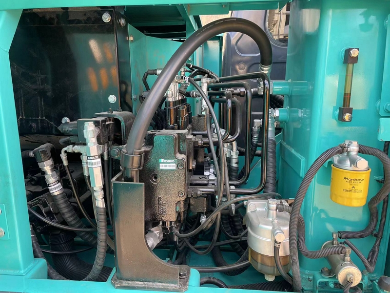 Kobelco SK75-8 used excavator9