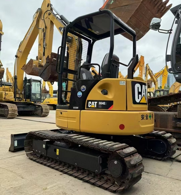 Cat Used 304E2 High Cost Performance And Compact 4 Tons Japan Original Hydraulic Mini Excavator 