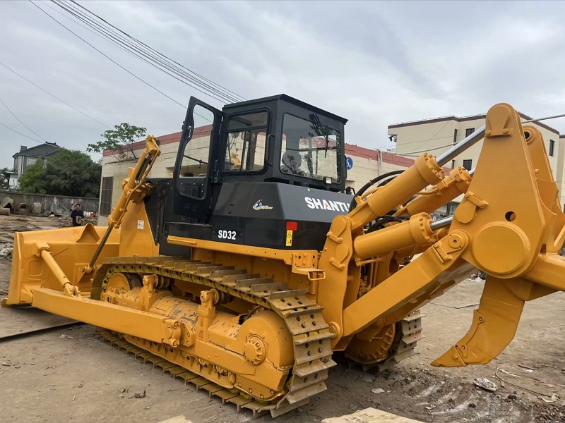 Shantui SD32 Used Hydraulic Powerful And Reliable Chinese Brand Bulldozer for Sale 