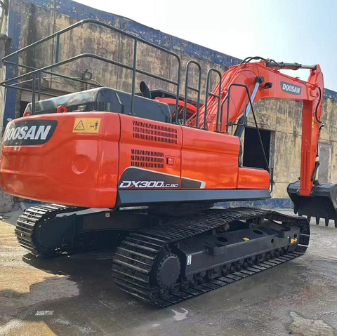 Doosan DX300LC-9C Used Excellent Condition 30 Tons Original Paint Used Excavator For Sale
